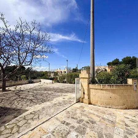 Linetta Villa